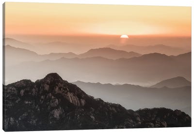Huangshan Sunrise Canvas Art Print