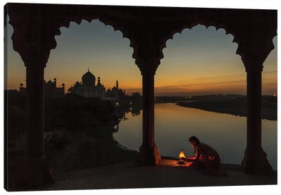 Illuminating The Taj Canvas Art Print