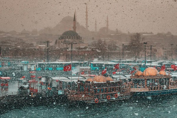 Harbors: Eminapna&Frac14; Square,Adstanbul by Meric Aktar