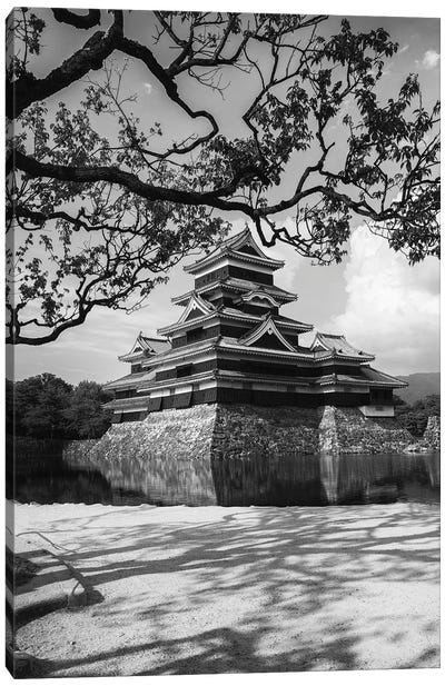Matsumoto Castle Canvas Art Print