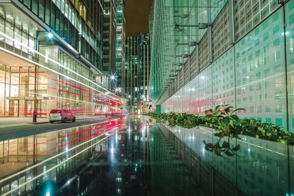 London: Canary Wharf Reflection - London by Mark Paulda