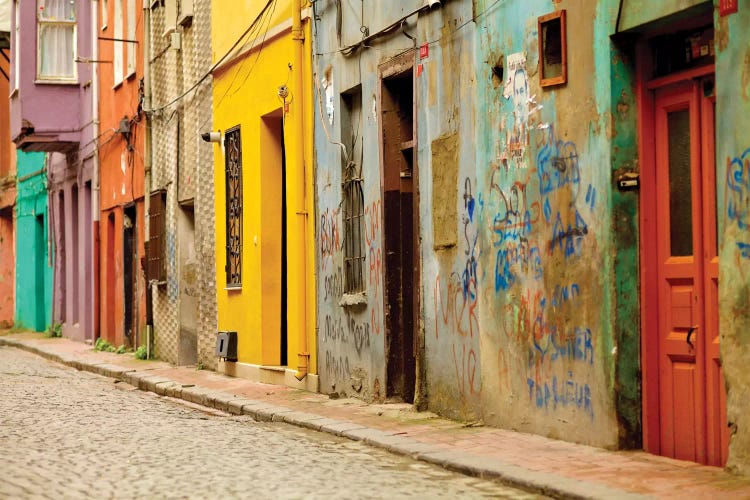 Beyoglu Alley, Istanbul, Turkey