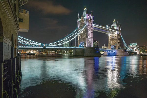 Famous Bridges: Tower Bridge, London by Mark Paulda