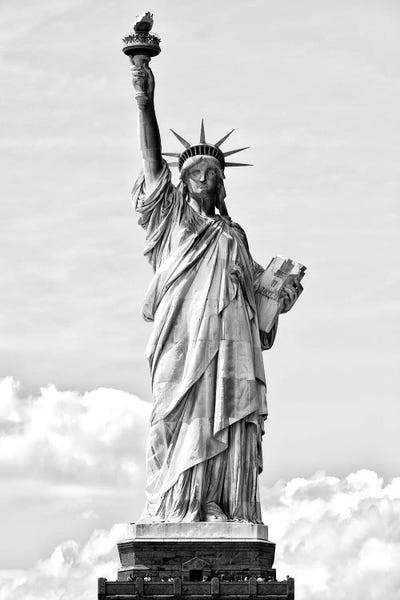 New York City: Statue Of Liberty I by Philippe Hugonnard
