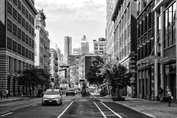 Black Manhattan: Downtown Taxi by Philippe Hugonnard