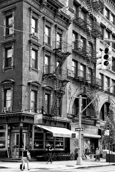 Black Manhattan: NYC Urban Scene by Philippe Hugonnard