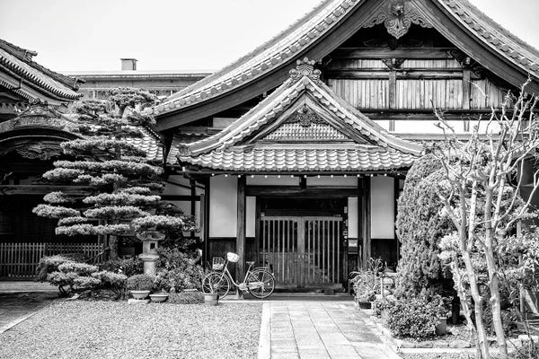 Japanese Culture: Temple Architecture by Philippe Hugonnard