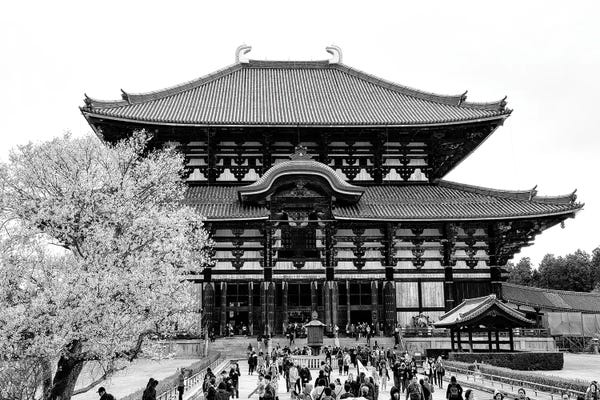Japanese Culture: Todaiji Temple by Philippe Hugonnard