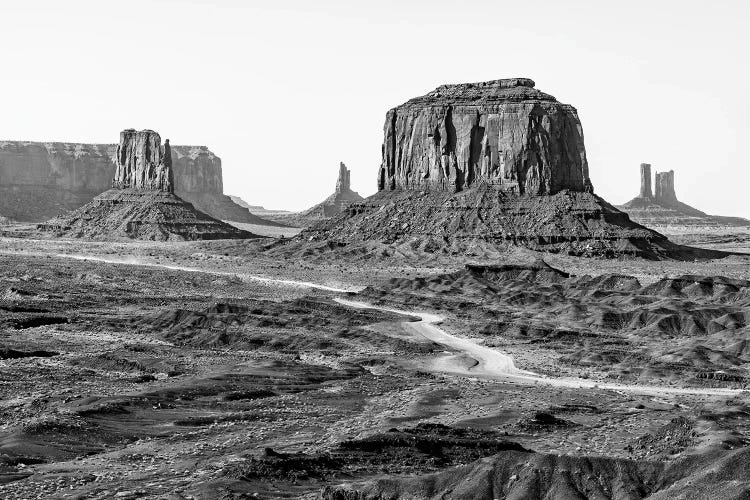 Black Arizona Series - Beautiful Monument Valley