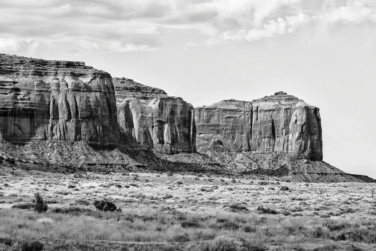 Black Arizona Series - Sentinel Mesa Monument Valley