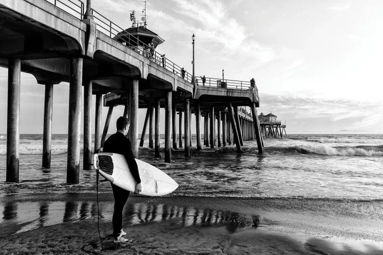 Huntington Beach Pier Surfer