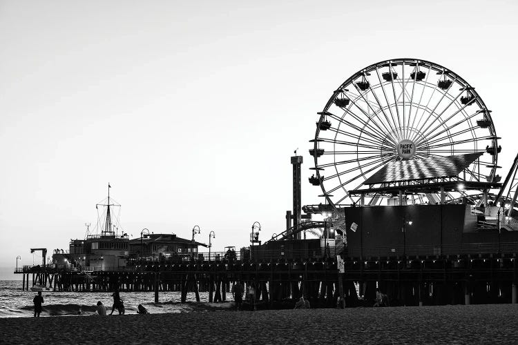 Black California Series - Santa Monica Pacific Park