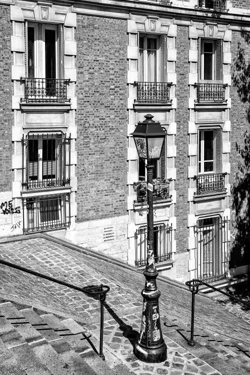 Black Montmartre Series - Paris Lamp Post