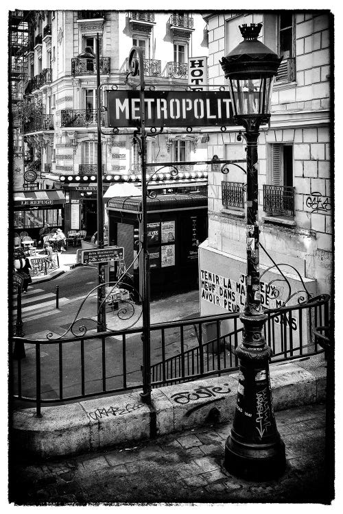 Black Montmartre Series - Paris Metro