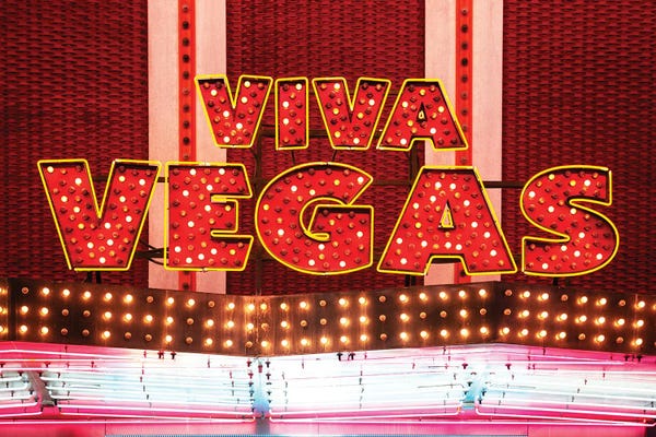Nevada: American West - Viva Vegas by Philippe Hugonnard