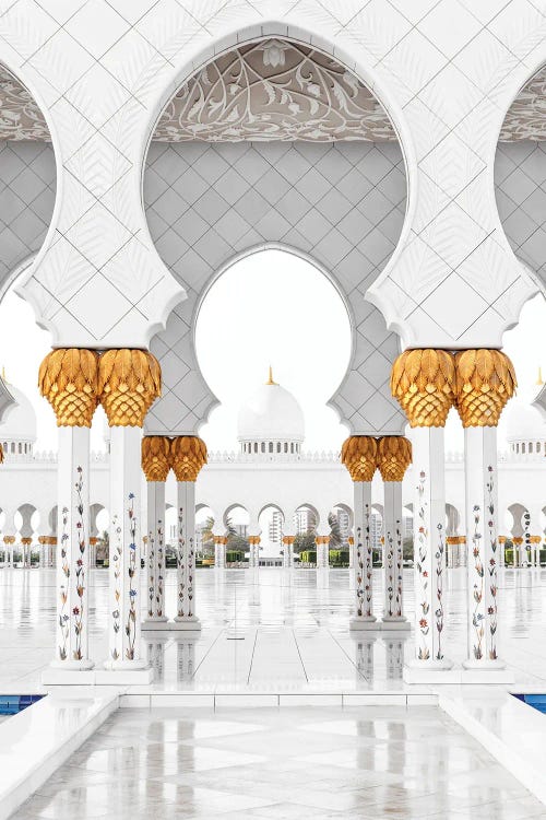 White Mosque - Courtyard