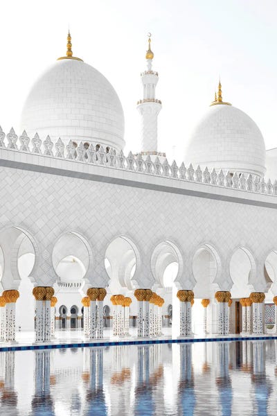 United Arab Emirates: White Mosque - Crystal Reflections by Philippe Hugonnard