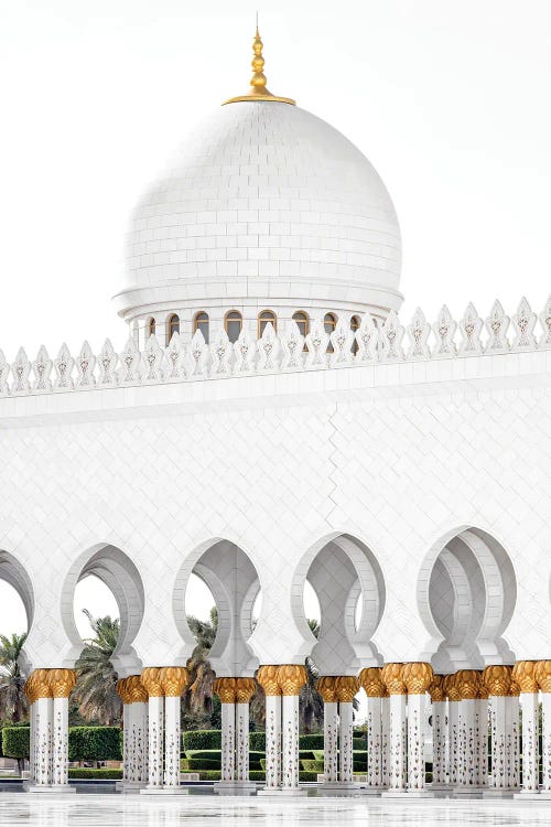 White Mosque - Architectural Masterpiece