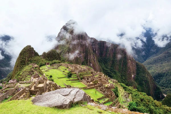 Machu Picchu: Machu Picchun The Lost City Of The Incas by Philippe Hugonnard