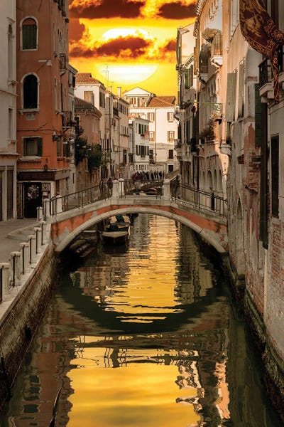 Veneto: Venetian Sunlight - Golden Sun by Philippe Hugonnard