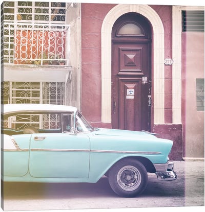 Classic Car in Havana Canvas Art Print - Cuba Fuerte