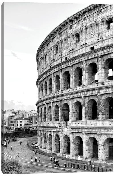 The Colosseum In Black & White Canvas Art Print - Dolce Vita Rome
