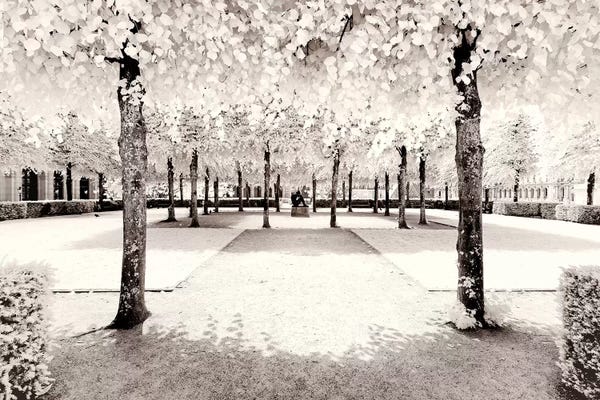 City Parks: Quiet Atmosphere by Philippe Hugonnard
