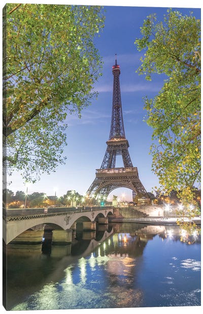 Paris Eiffel Tower Green Canvas Art Print - Landmarks & Attractions