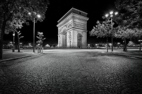 Paris Photography: Paris, Arc De Triomphe In Black And White by Philippe Manguin