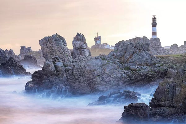 Brittany: Le Phare Du Creac'H by Philippe Manguin