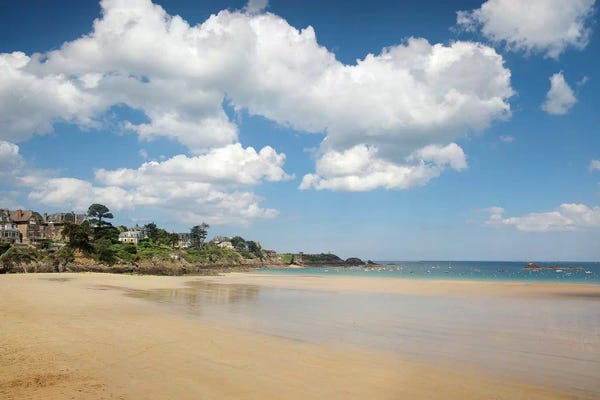 Saint Lunaire Beach