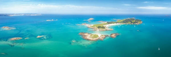 Islands: Sea Heaven by Philippe Manguin