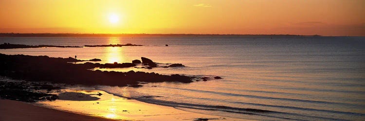 Sunrise over the beach, Beg Meil, Finistere, Brittany, France