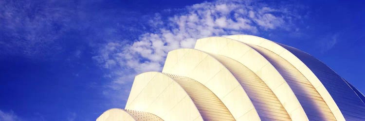 Low-Angle View Of The Top Of A Venue Half Shell, Kauffman Center For The Performing Arts, Kansas City, Missouri, USA