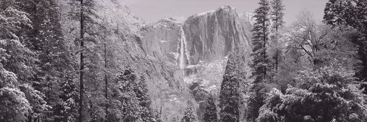 Yosemite Falls, California, USA