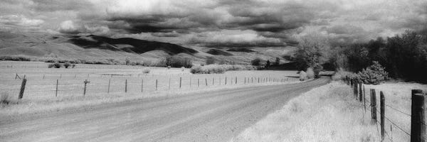 Country Road, Montana, USA