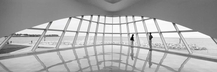 Silhouette of two people in a museum, Milwaukee Art Museum, Milwaukee, Wisconsin, USA