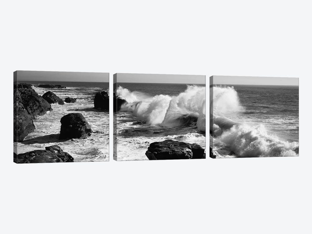 Waves breaking on the coast, Santa Cruz, Santa Cruz County, California, USA by Panoramic Images 3-piece Art Print