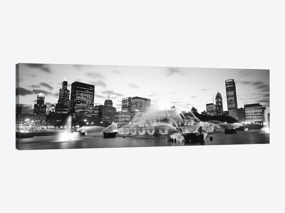 Buckingham Fountain, Grant Park, Chicago, Illinois, USA by Panoramic Images 1-piece Canvas Print