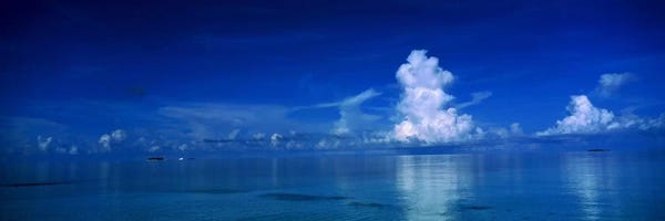 Sea & Clouds The Maldives