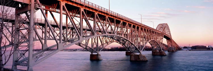 Bridge across a river, South Grand Island Bridge, Niagara River, Grand Island, Erie County, New York State, USA