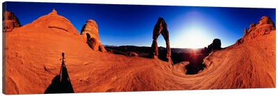 Delicate Arch At Sunrise, Arches National Park, Utah, USA Canvas Art Print - Natural Wonders