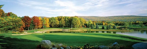 Pennsylvania: Golf course, Penn National Golf Club, Fayetteville, Franklin County, Pennsylvania, USA by Panoramic Images