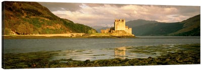 Eilean Donan Castle Highlands Scotland Canvas Art Print - Castle & Palace Art