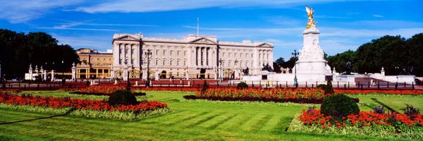 Famous Palaces & Residences: Buckingham Palace, City Of Westminster, London, England, United Kingdom by Panoramic Images