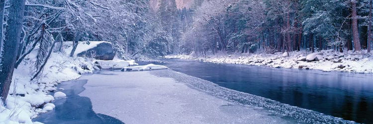 Winter Landscape, Merced River, Yosemite Valley, Mariposa County, California, USA