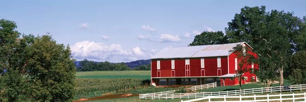 Pennsylvania: Barn In A Farm, Lewisburg, Union County, Pennsylvania, USA by Panoramic Images