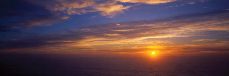 Scenic View Of Pacific Ocean At Sunset, Kauai, Hawaii, USA