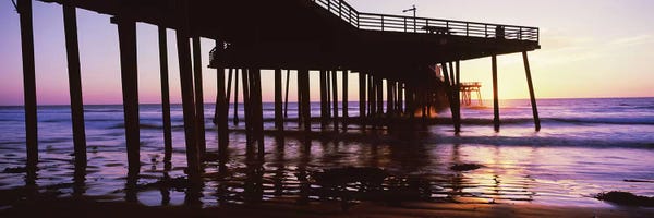 Docks & Piers: Silhouette Of Pismo Pier At Dusk, Pismo Beach, San Luis Obispo County, California, USA III by Panoramic Images
