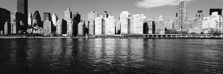 Skyscrapers At The Waterfront, East River, Manhattan, New York City, USA I